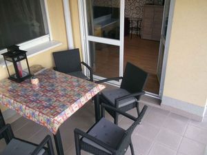 23776056-Ferienwohnung-4-Siófok-300x225-2