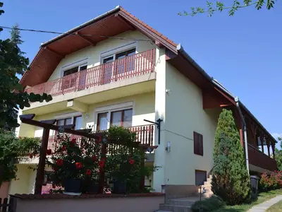 Ferienwohnung für 7 Personen (140 m²) in Siófok 2/10