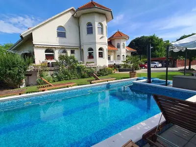 Ferienwohnung für 6 Personen (130 m²) in Siófok 1/10