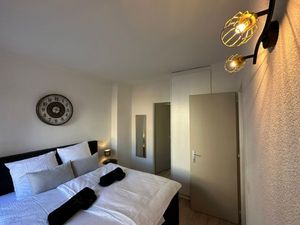 23542654-Ferienwohnung-3-Sion-300x225-5