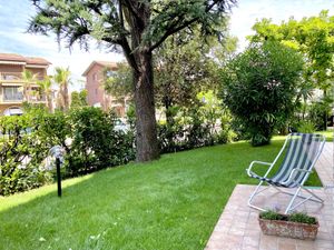 23967288-Ferienwohnung-6-Sirmione-300x225-2