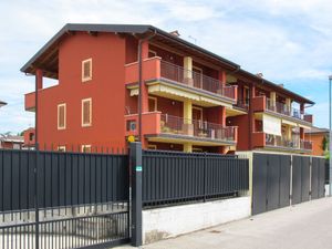 23848825-Ferienwohnung-4-Sirmione-300x225-5