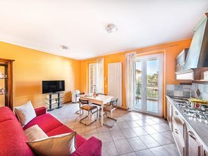 23305135-Ferienwohnung-4-Sirmione-300x225-2