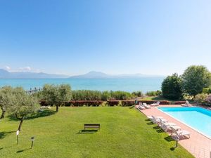 23339022-Ferienwohnung-4-Sirmione-300x225-2