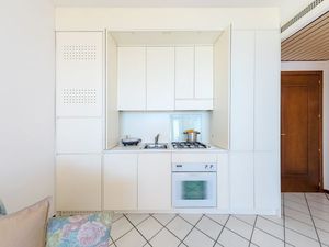 23339022-Ferienwohnung-4-Sirmione-300x225-3