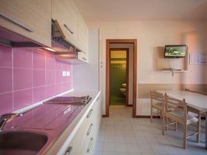 23292201-Ferienwohnung-6-Sirmione-300x225-5