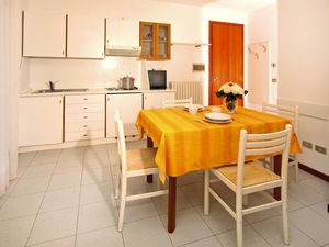 23303538-Ferienwohnung-4-Sirmione-300x225-3