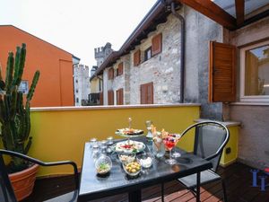 23544774-Ferienwohnung-4-Sirmione-300x225-3