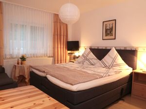 22019149-Ferienwohnung-2-Sitzendorf-300x225-0