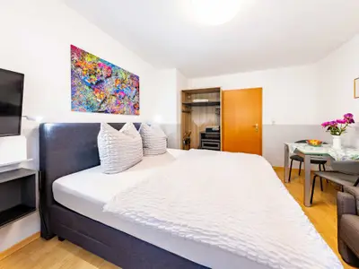 Fewo Sommerberg - Wohn-Schlafraum