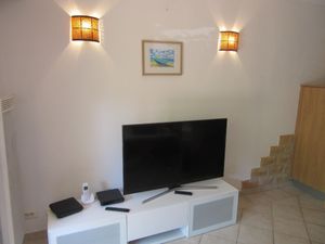 22452219-Ferienwohnung-3-Six-Fours-les-Plages-300x225-5