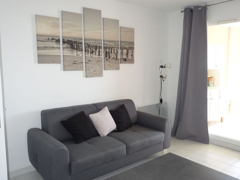 23850358-Ferienwohnung-4-Six-Fours-les-Plages-800x600-0