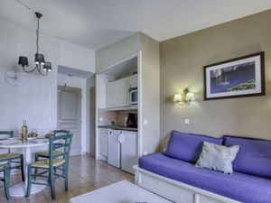 23851599-Ferienwohnung-4-Six-Fours-les-Plages-300x225-5