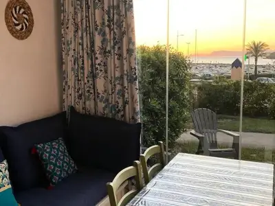 Ferienwohnung für 6 Personen (32 m²) in Six-Fours-les-Plages 1/10