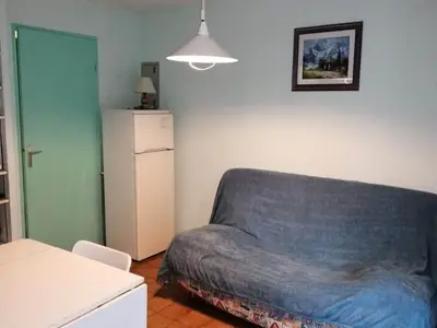 Ferienwohnung für 5 Personen (26 m²) in Six-Fours-les-Plages 2/10