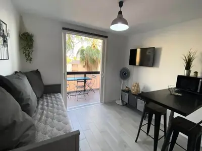 Ferienwohnung für 5 Personen (30 m²) in Six-Fours-les-Plages 4/10