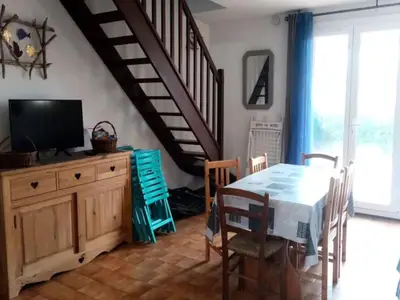 Ferienwohnung für 8 Personen (60 m²) in Six-Fours-les-Plages 2/10