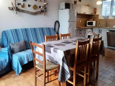 Ferienwohnung für 8 Personen (60 m²) in Six-Fours-les-Plages 3/10
