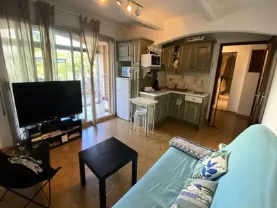 Ferienwohnung für 5 Personen (32 m²) in Six-Fours-les-Plages 4/10