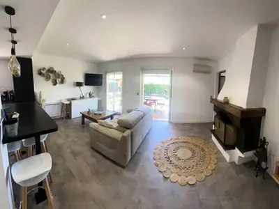 Ferienwohnung für 9 Personen (100 m²) in Six-Fours-les-Plages 3/10