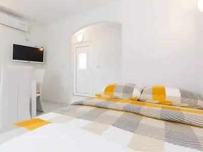 Ferienwohnung für 4 Personen (54 m²) in Skrbcici 7/10