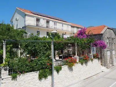 Ferienwohnung für 2 Personen in Slano 2/10