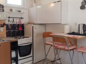 19129772-Ferienwohnung-4-Slano-300x225-1