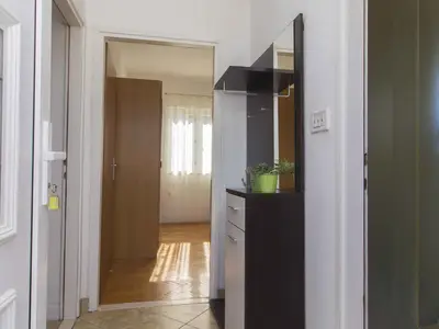 Ferienwohnung für 4 Personen (42 m²) in Slatine 6/10