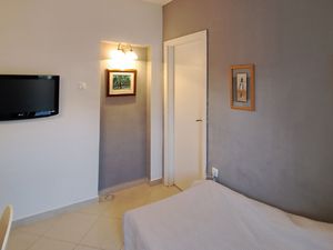 18790175-Ferienwohnung-3-Slatine-300x225-1