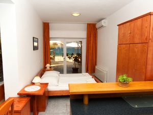 18984412-Ferienwohnung-4-Slatine-300x225-4