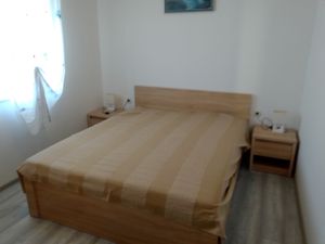 18991472-Ferienwohnung-6-Slatine-300x225-5