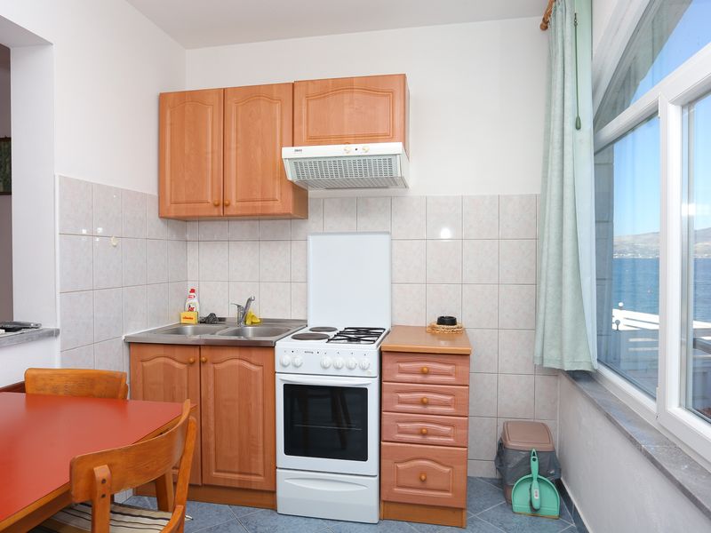 21666635-Ferienwohnung-3-Slatine-800x600-2