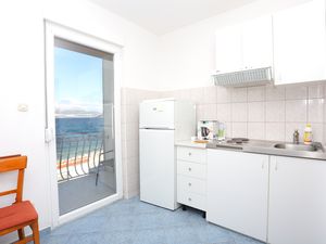 21666637-Ferienwohnung-3-Slatine-300x225-2