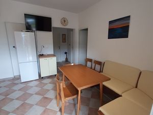 21701645-Ferienwohnung-5-Slatine-300x225-1