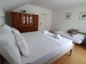 Ferienwohnung für 10 Personen (105 m²) in Slatine