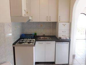 23926480-Ferienwohnung-4-Slatine-300x225-3