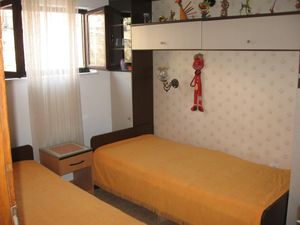 23932783-Ferienwohnung-5-Slatine-300x225-5