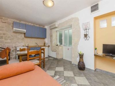 Ferienwohnung für 3 Personen (30 m²) in Slatine 6/10