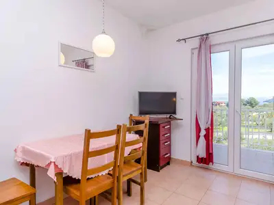 Ferienwohnung für 3 Personen (35 m²) in Slatine 10/10