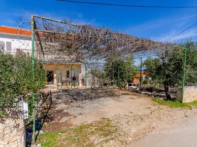 Ferienwohnung für 5 Personen (50 m²) in Slatine 9/10