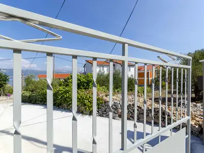 Ferienwohnung für 3 Personen (40 m²) in Slatine 8/10