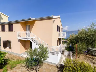 Ferienwohnung für 4 Personen (55 m²) in Slatine 9/10