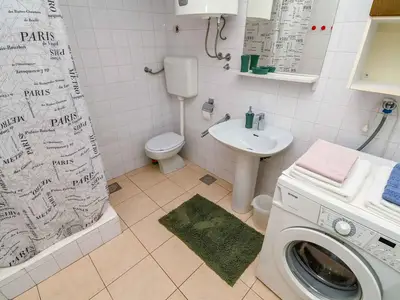 Ferienwohnung für 2 Personen (35 m²) in Slatine 9/10