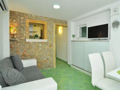 Ferienwohnung für 4 Personen (50 m²) in Slatine 4/10