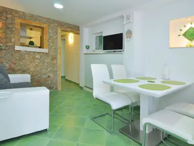 Ferienwohnung für 4 Personen (50 m²) in Slatine 5/10