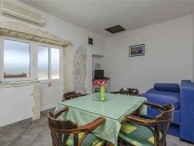 Ferienwohnung für 3 Personen (30 m²) in Slatine 6/10