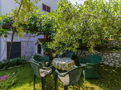 Ferienwohnung für 4 Personen (55 m²) in Slatine 7/10