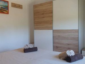 23336903-Ferienwohnung-4-Slivnica-300x225-4