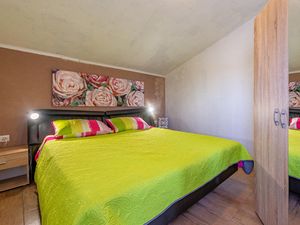 23748170-Ferienwohnung-4-Slivnica-300x225-5