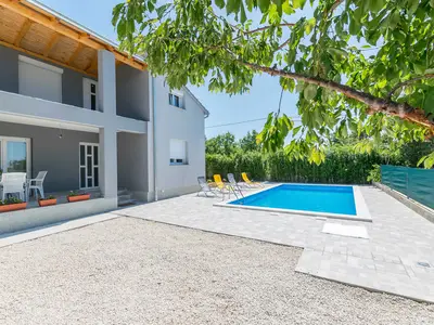 Ferienwohnung für 8 Personen (140 m²) in Smokovic 2/10
